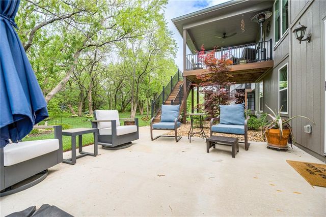 20922 W 190th Terrace, Spring Hill, KS 66083
