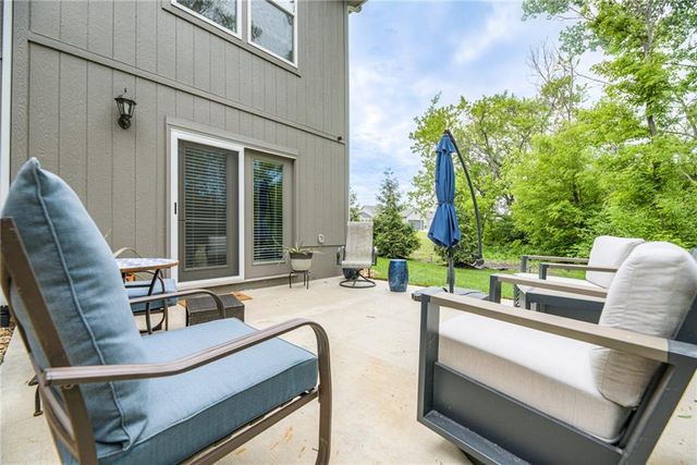 20922 W 190th Terrace, Spring Hill, KS 66083