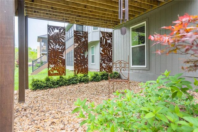 20922 W 190th Terrace, Spring Hill, KS 66083