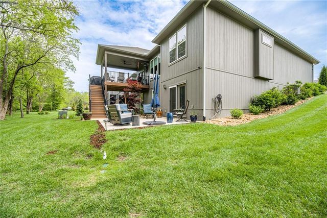 20922 W 190th Terrace, Spring Hill, KS 66083