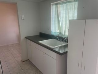 20 Golfs Edge E, West Palm Beach, FL 33417