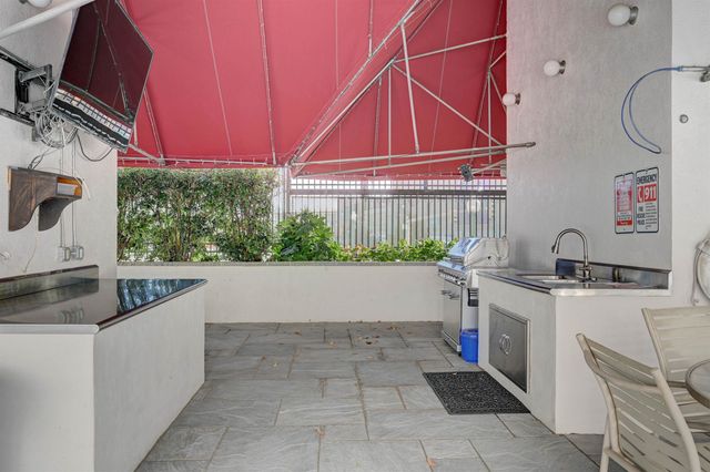 200 Wagner Pl Apt 408, Memphis, TN 38103