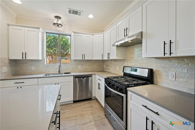10936 Short Springs Drive, Austin, TX 78754