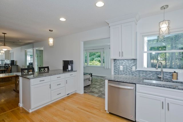 271 Brookwood Drive, Longmeadow, MA 01106