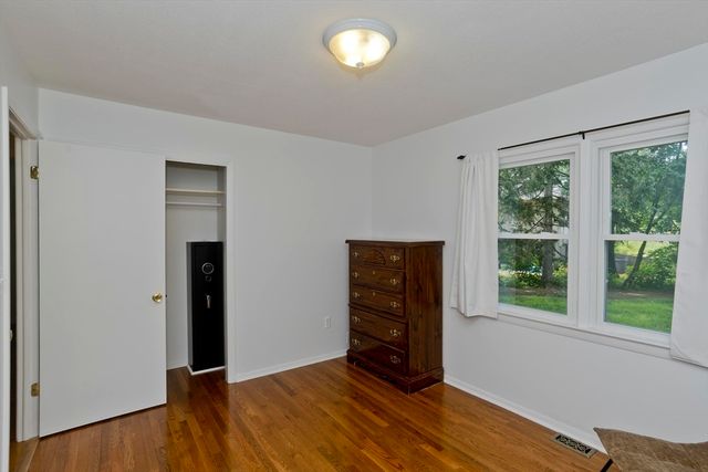 271 Brookwood Drive, Longmeadow, MA 01106