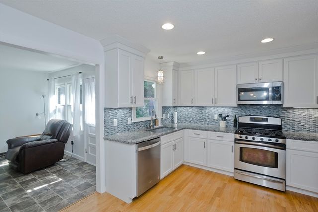 271 Brookwood Drive, Longmeadow, MA 01106