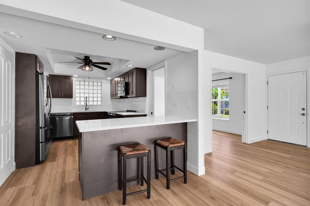 11557 WINCHESTER Drive, Palm Beach Gardens, FL 33410