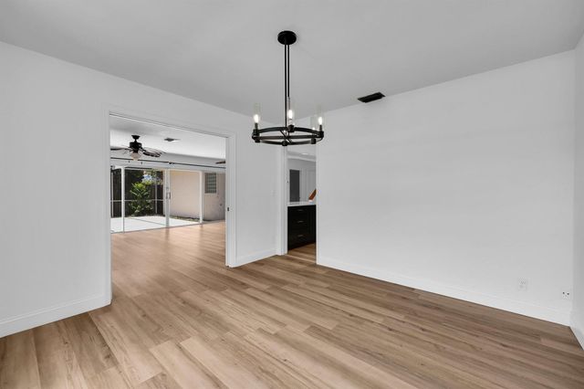 11557 WINCHESTER Drive, Palm Beach Gardens, FL 33410