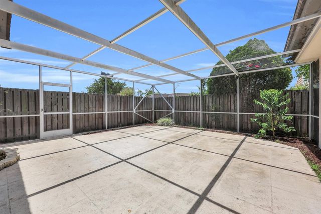 11557 WINCHESTER Drive, Palm Beach Gardens, FL 33410