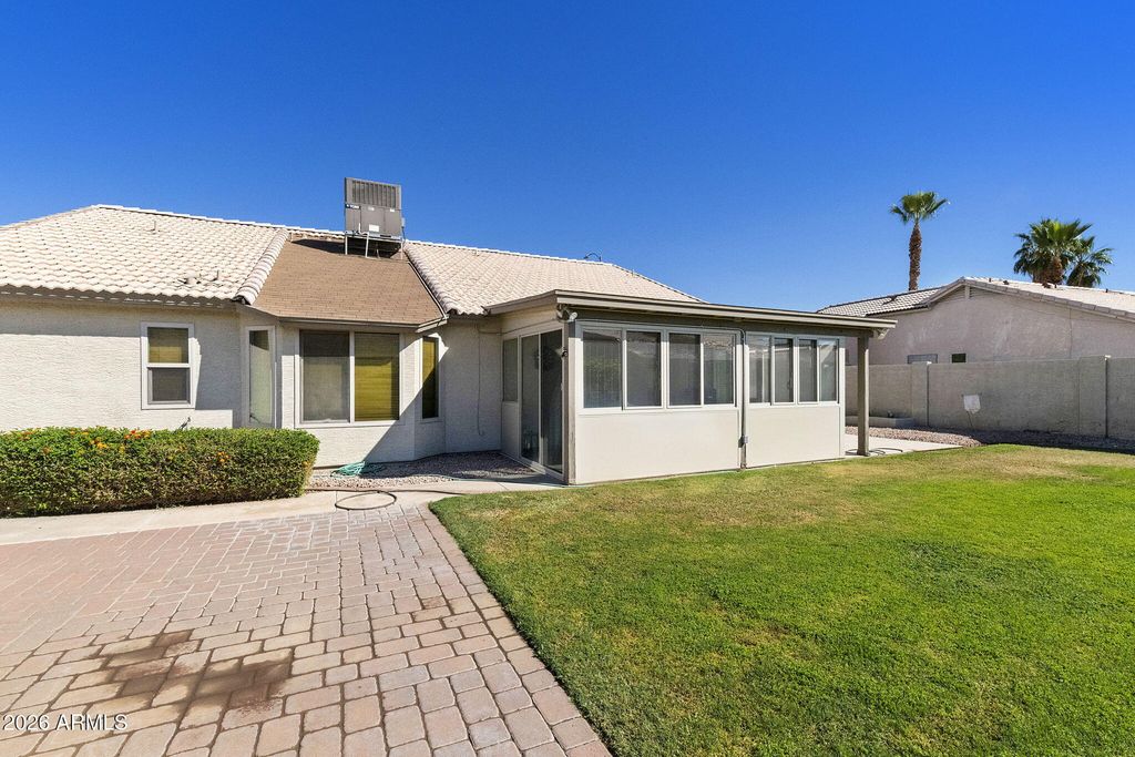 Image 24 of property listing at 5507 E FARMDALE Avenue, Mesa, AZ 85206