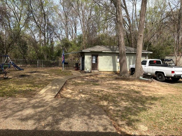 2002 Turtle Creek, Marshall, TX 75670