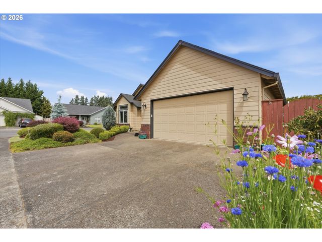276 Se 8TH Ave, Canby, OR 97013