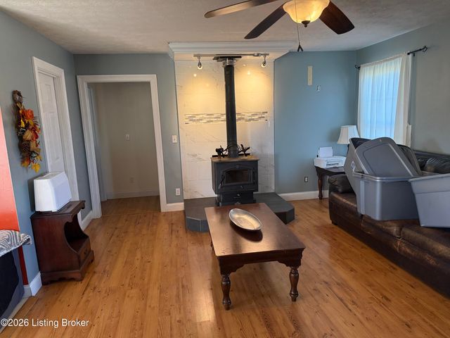 5370 Yates Cooney Neck Rd, Bloomfield, KY 40008