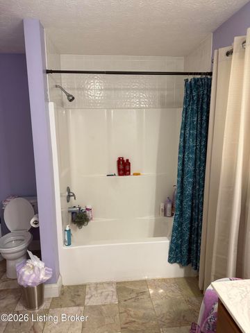 5370 Yates Cooney Neck Rd, Bloomfield, KY 40008