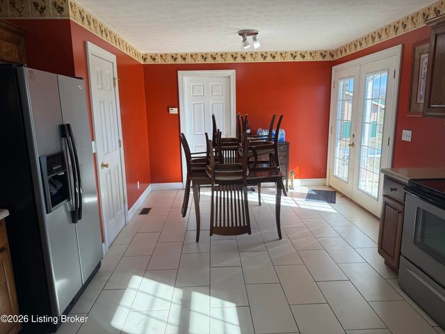 5370 Yates Cooney Neck Rd, Bloomfield, KY 40008