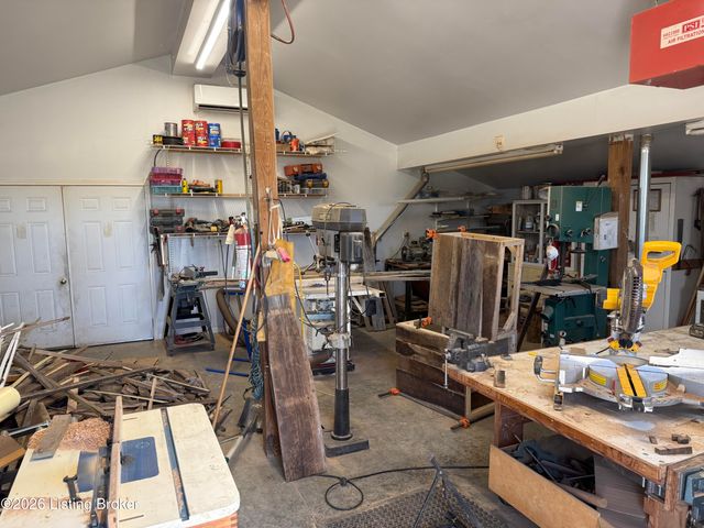 5370 Yates Cooney Neck Rd, Bloomfield, KY 40008