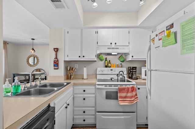 501 Maison Dr Apt F21, Myrtle Beach, SC 29572