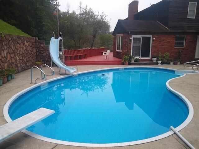 152 Daniels, Banner, KY 41603