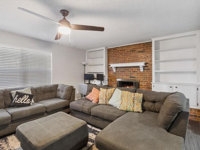 637 NW 116th Terrace, Oklahoma City, OK 73114