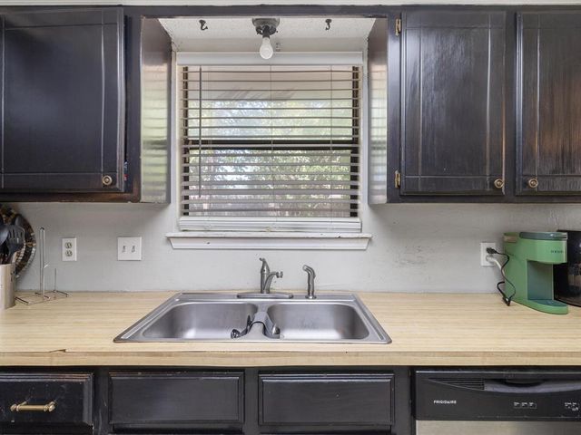 637 NW 116th Terrace, Oklahoma City, OK 73114