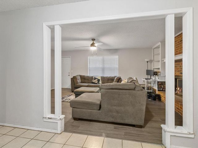 637 NW 116th Terrace, Oklahoma City, OK 73114