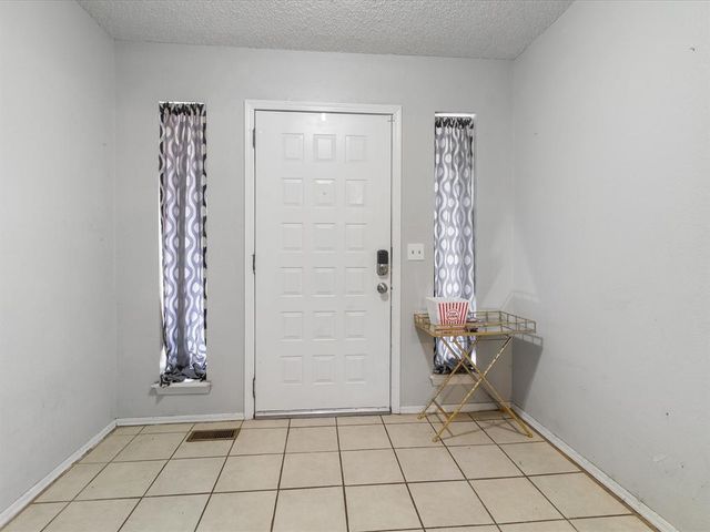 637 NW 116th Terrace, Oklahoma City, OK 73114