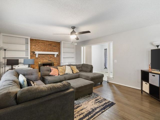 637 NW 116th Terrace, Oklahoma City, OK 73114