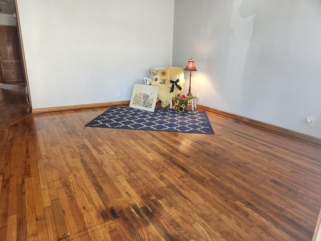 1934 W Lee Street, Springfield, MO 65803