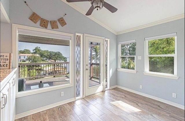 23322 Three Points Drive, Frankston, TX 75763