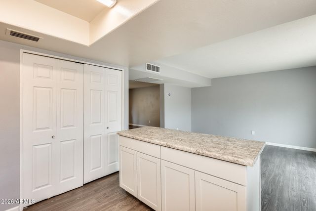 1649 W HAZELWOOD Street, Phoenix, AZ 85015