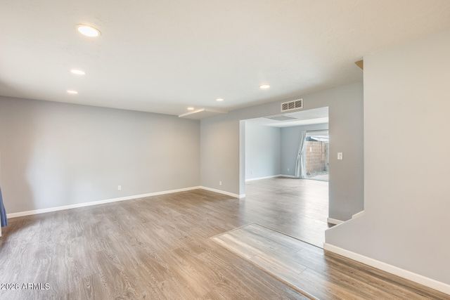 1649 W HAZELWOOD Street, Phoenix, AZ 85015