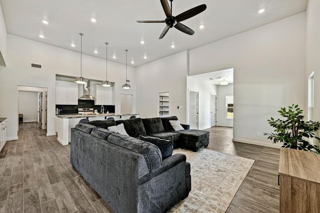 36 Summertime CIR, Wimberley, TX 78676