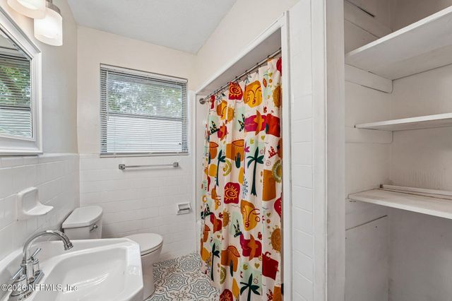 8306 EATON Avenue, Jacksonville, FL 32211