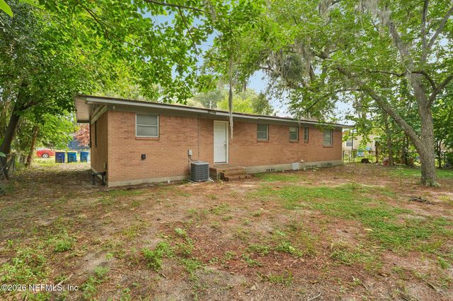 8306 EATON Avenue, Jacksonville, FL 32211