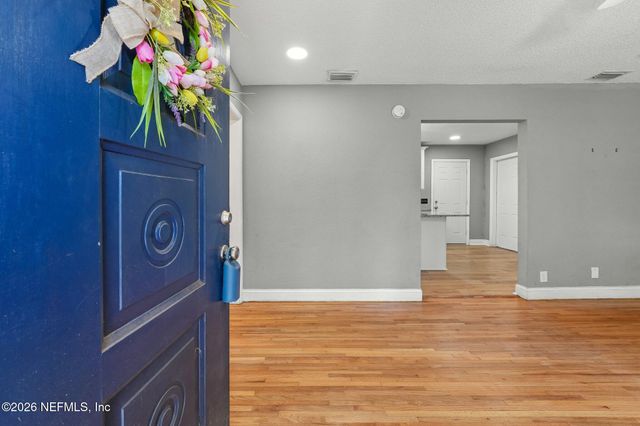 8306 EATON Avenue, Jacksonville, FL 32211