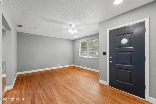 8306 EATON Avenue, Jacksonville, FL 32211