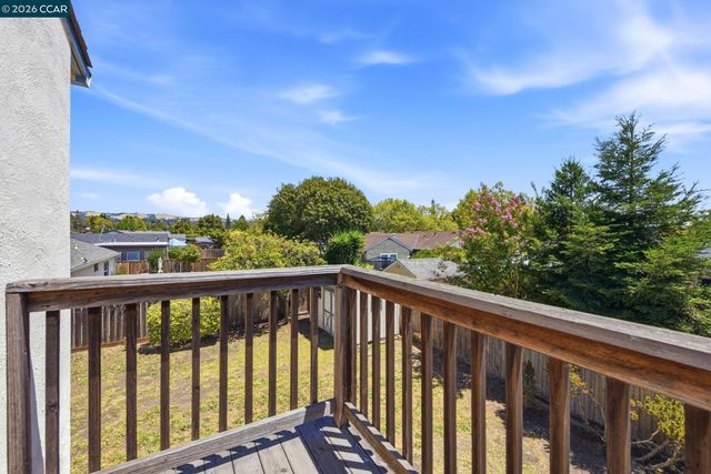2305 Star Ave, Castro Valley, CA 94546