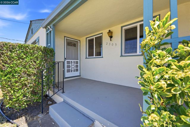 2305 Star Ave, Castro Valley, CA 94546