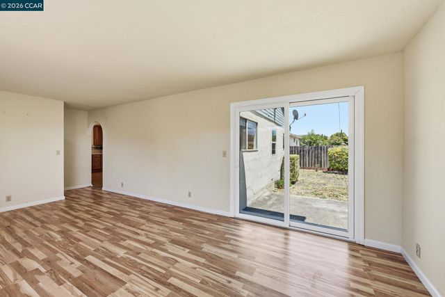 2305 Star Ave, Castro Valley, CA 94546