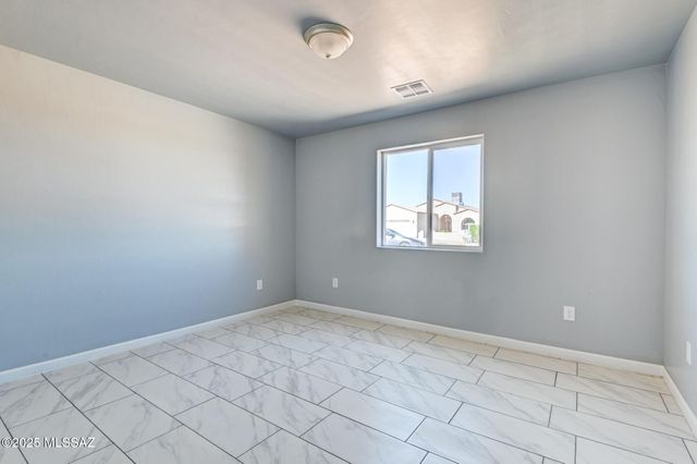 131 S Montgomery Avenue, Corona De Tucson, AZ 85641