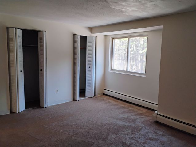 133 English Village Rd Apt 303, Manchester, NH 03102