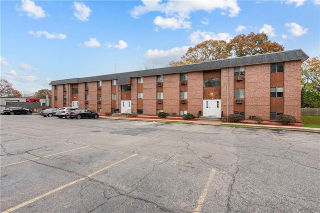 117 John Street 14, Lincoln, RI 02865