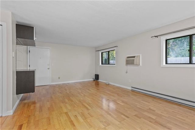 117 John Street 14, Lincoln, RI 02865