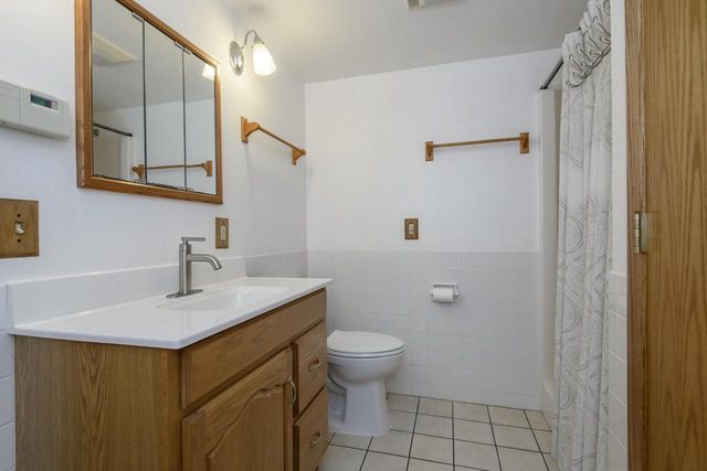807 Meadowbrook DRIVE, West Bend, WI 53090