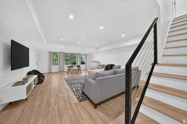 1979 S CAVE HOLLOW WAY, Bountiful, UT 84010