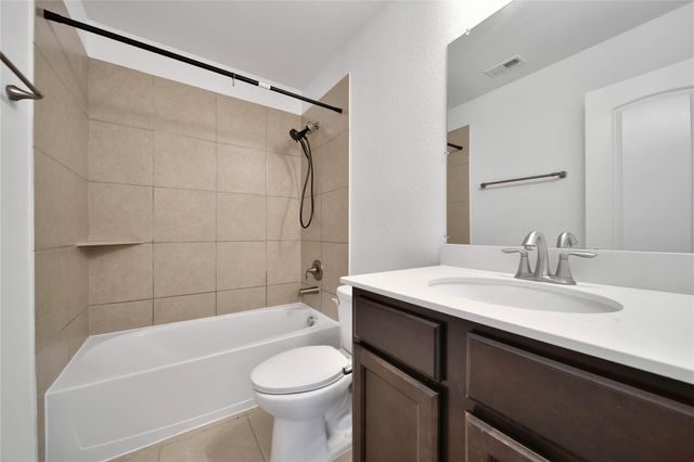 27 Waterfall Way, Tomball, TX 77375