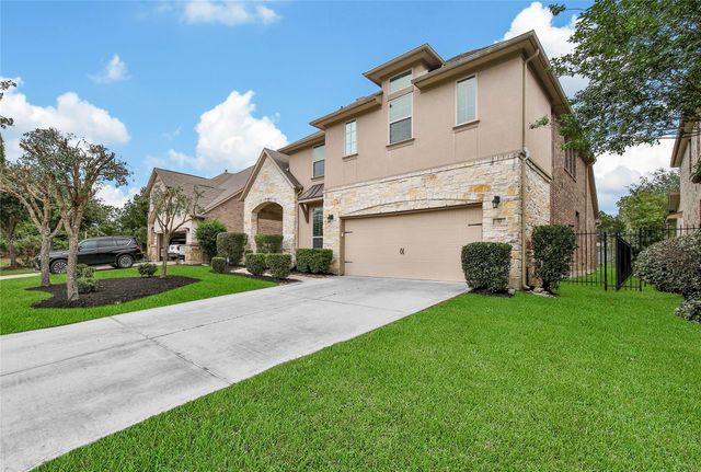 27 Waterfall Way, Tomball, TX 77375