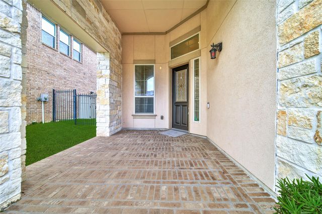 27 Waterfall Way, Tomball, TX 77375