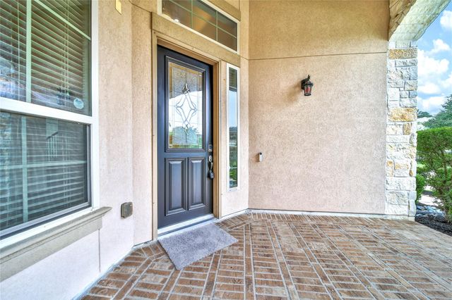 27 Waterfall Way, Tomball, TX 77375
