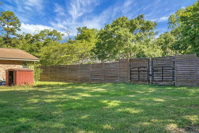 109 N Hampton Street, Summerville, SC 29483